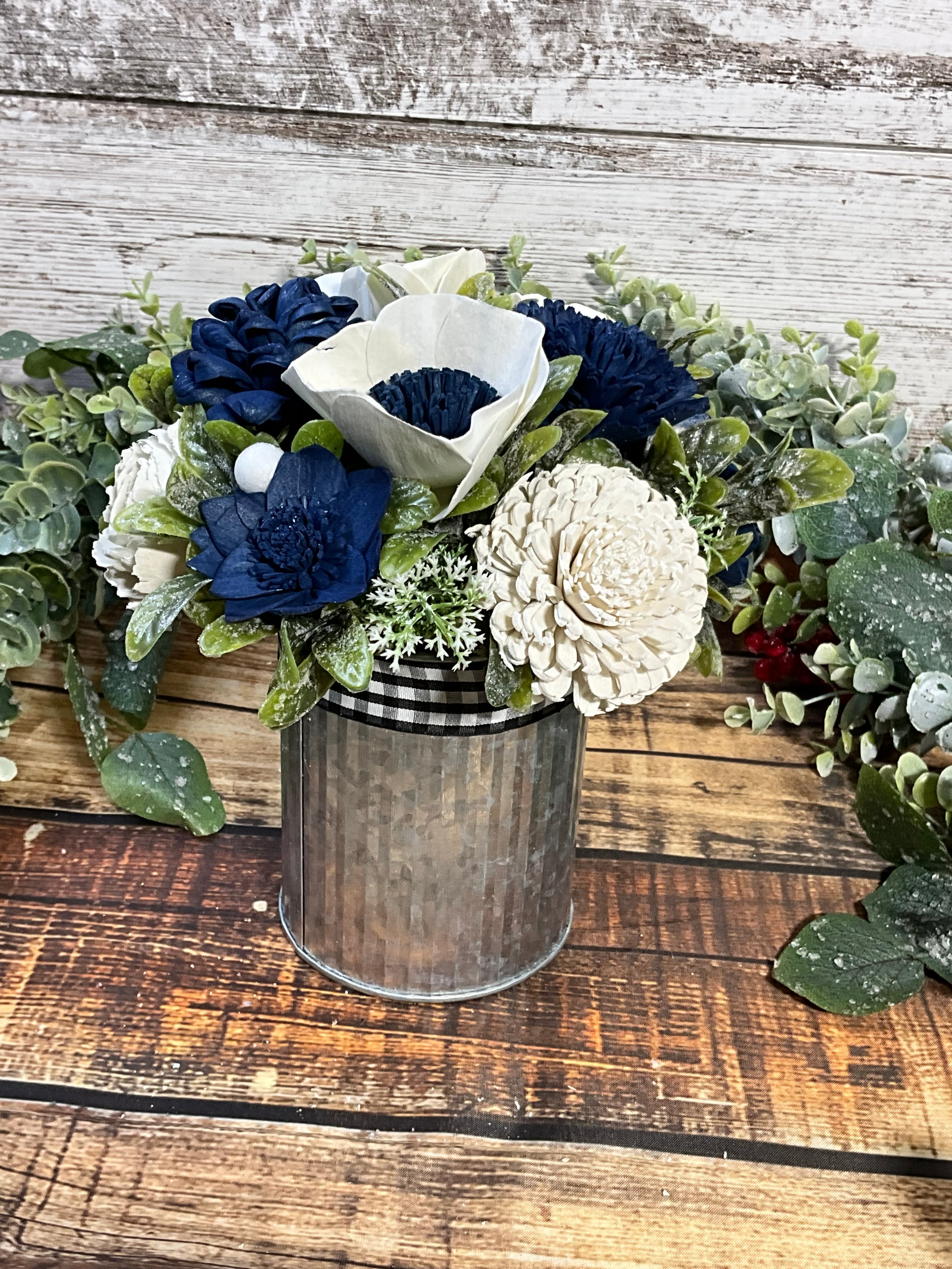 Arrangements Under $35 - Joni’s Sola Ever After, LLC
