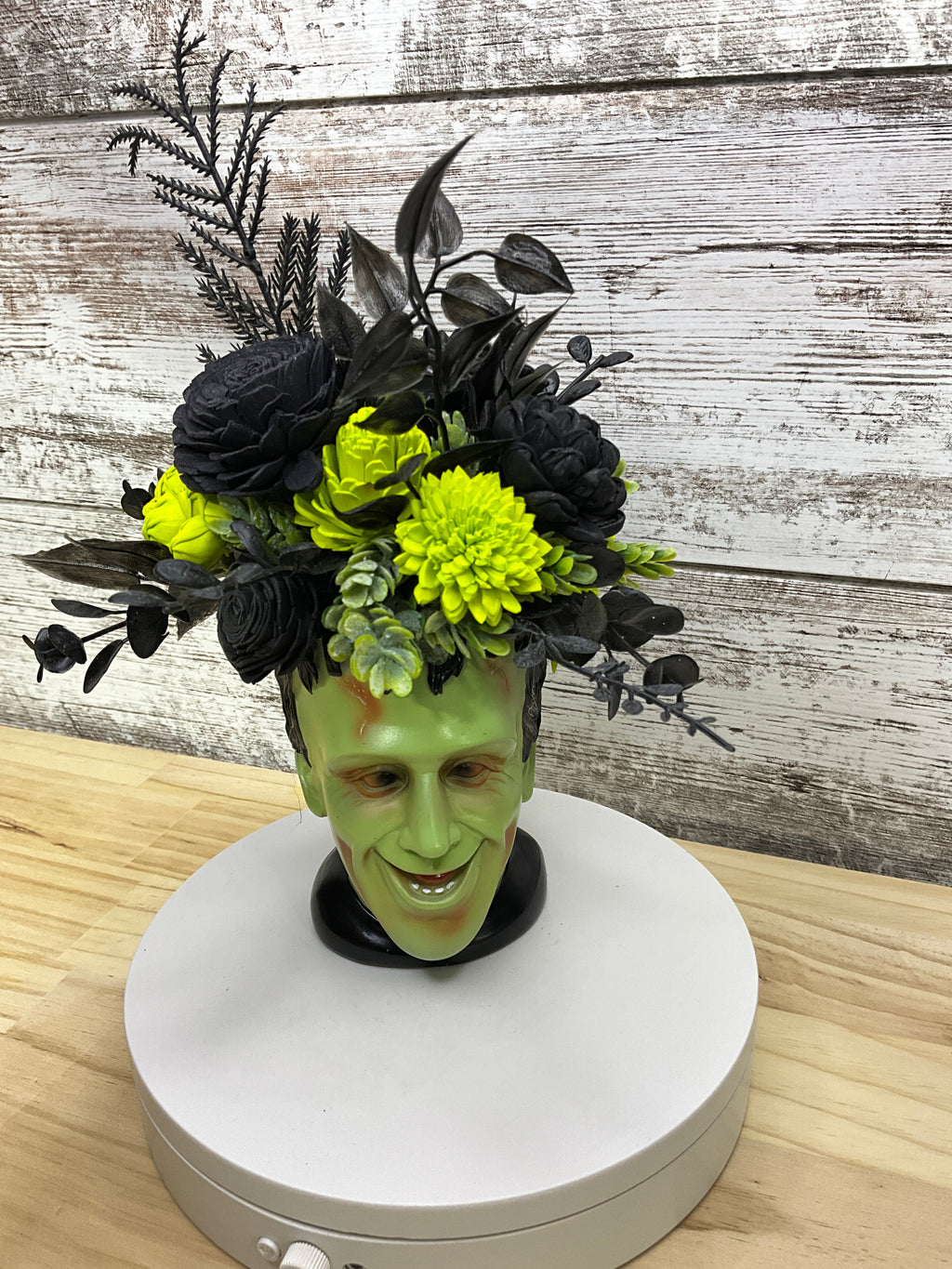 Frankenstein Sola Wood Flower Arrangement – Black & Lime Green