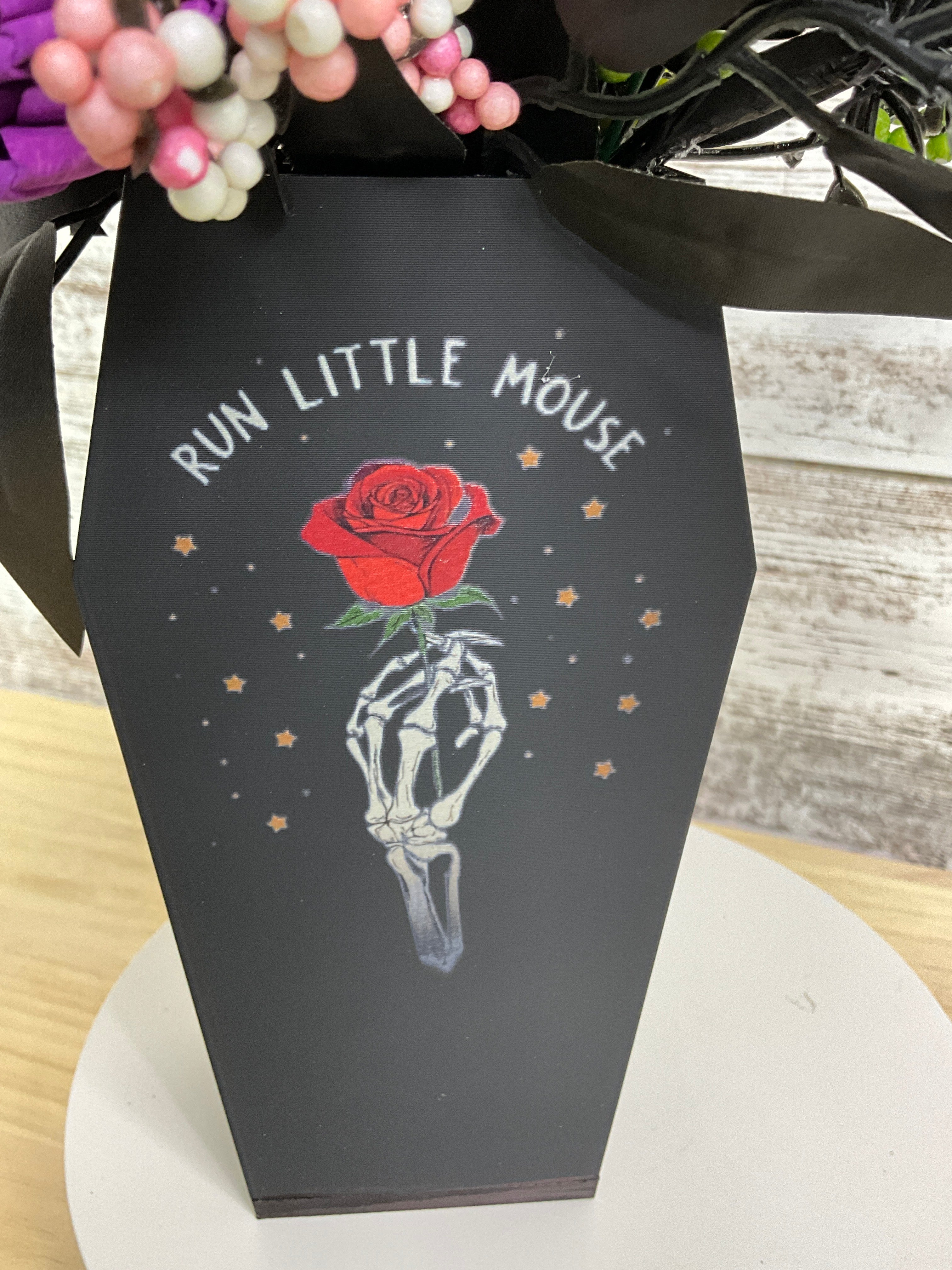 Run Little Mouse — Sola Wood Flower Arrangement