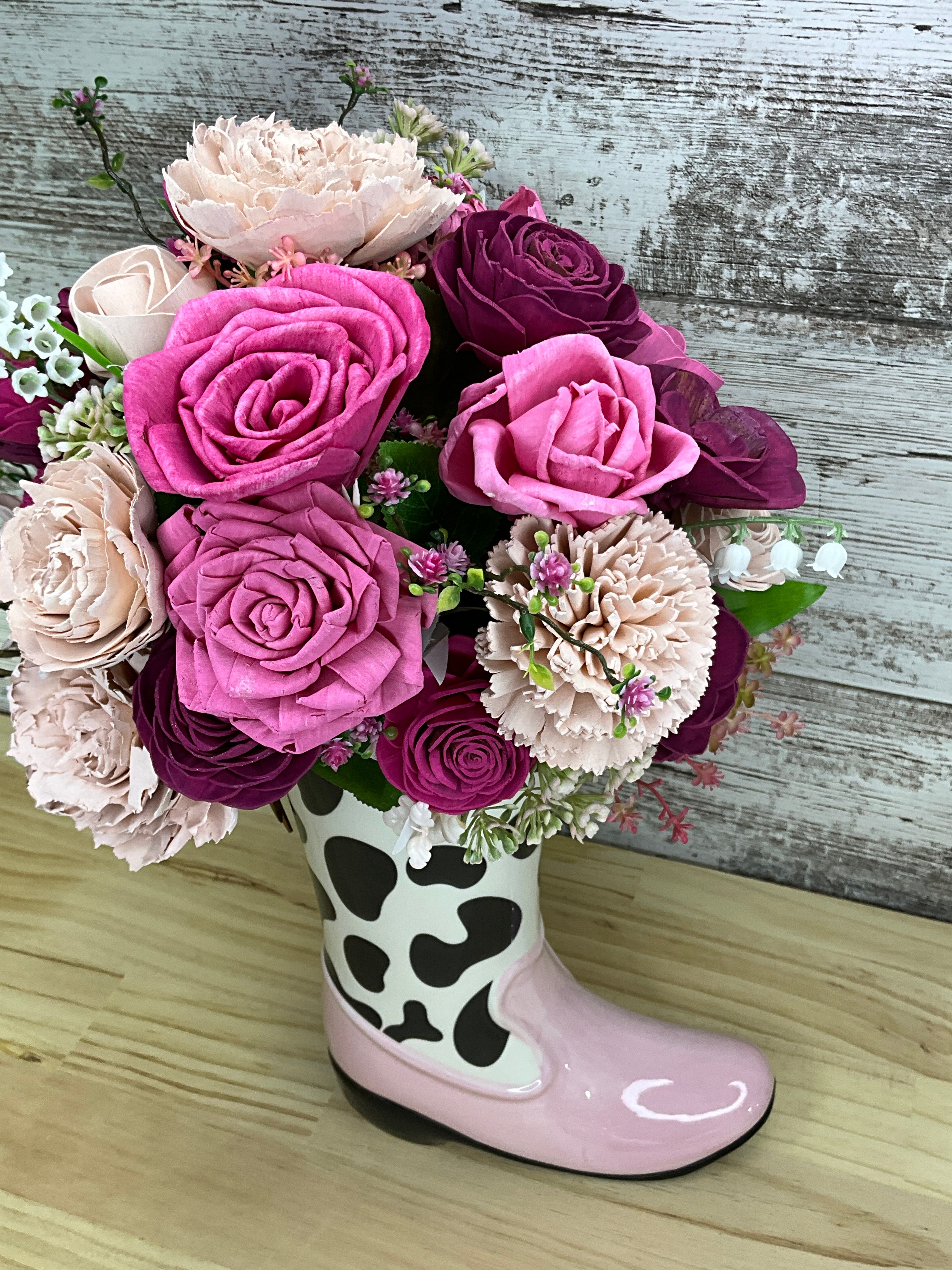 Dolly's Bloom — Ceramic Boot Vase with Sola Wood Flowers