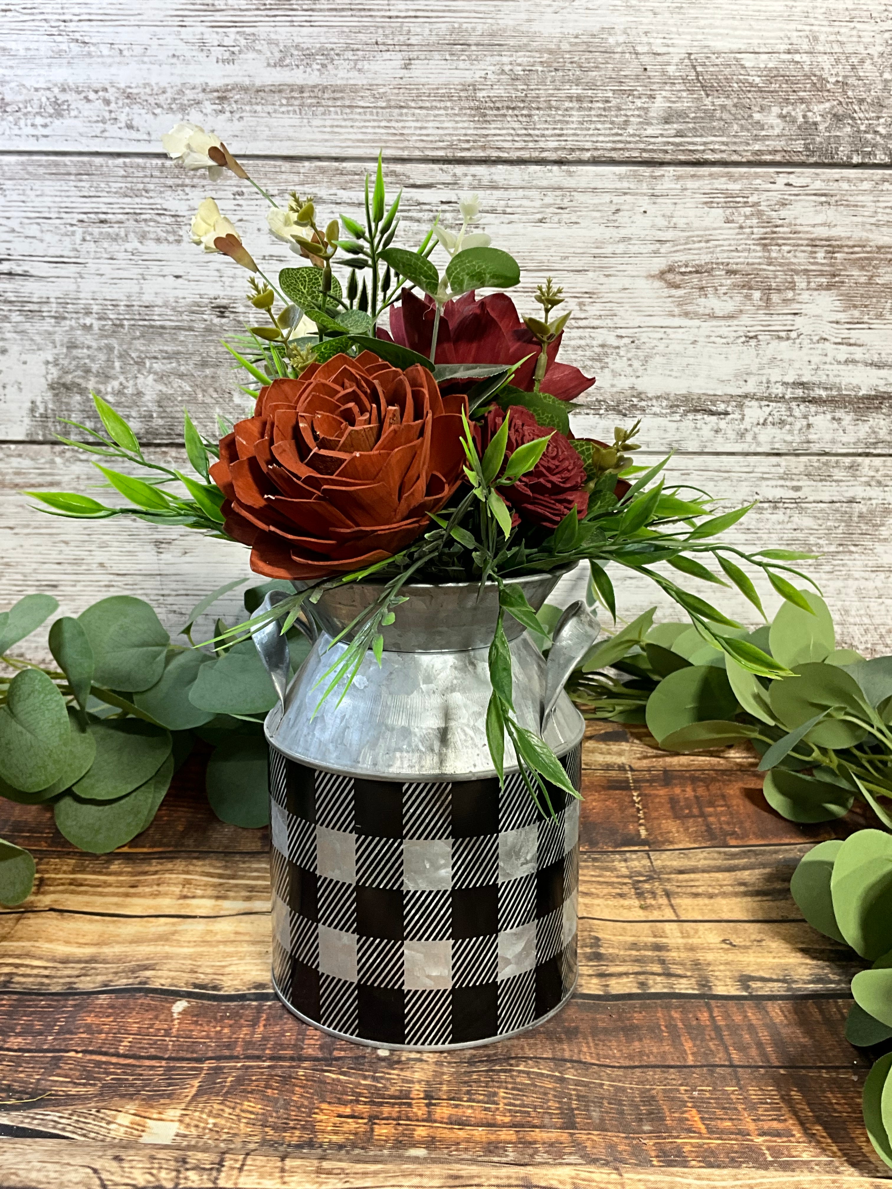 Plaid Charm Centerpiece