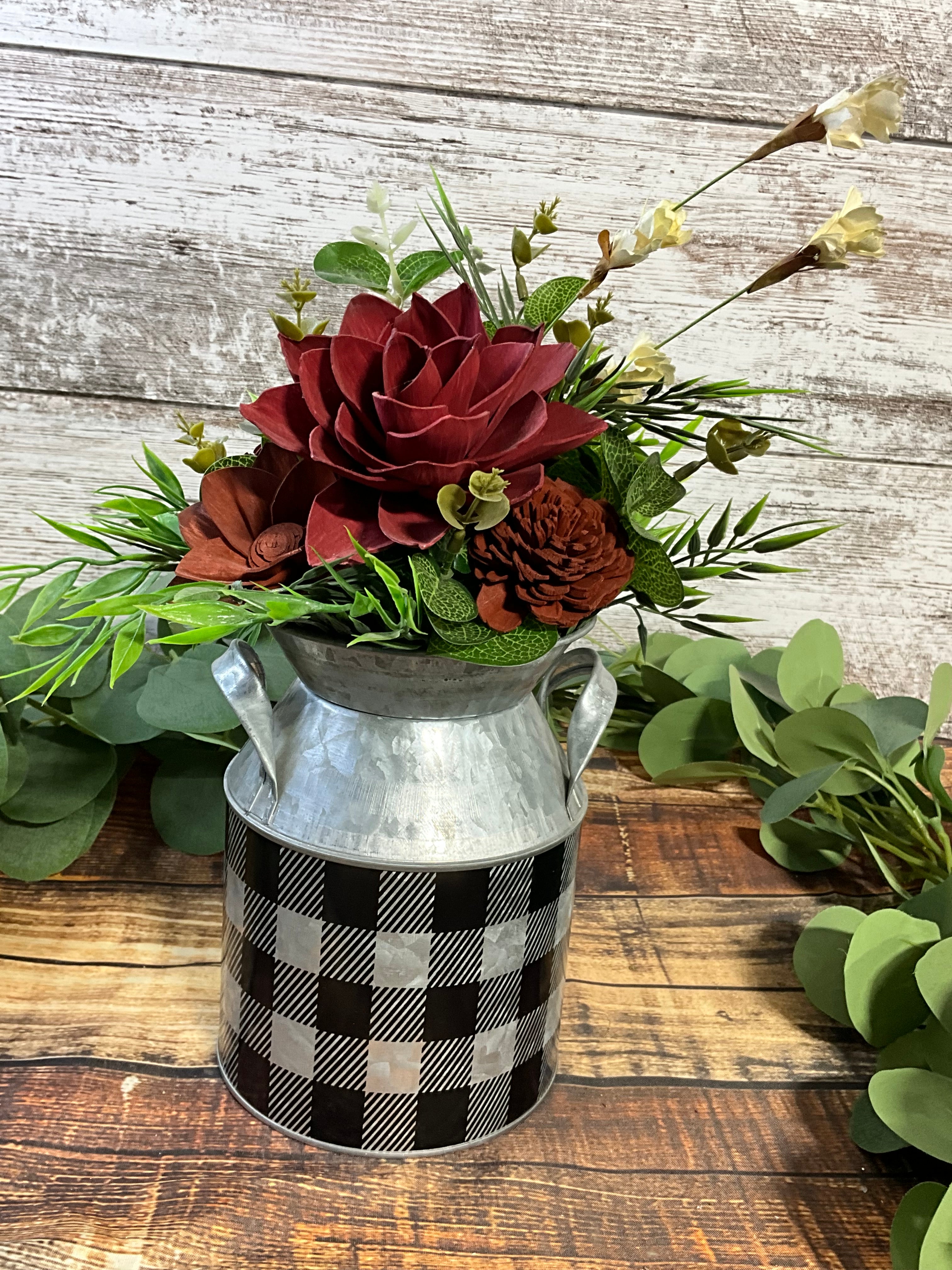 Plaid Charm Centerpiece