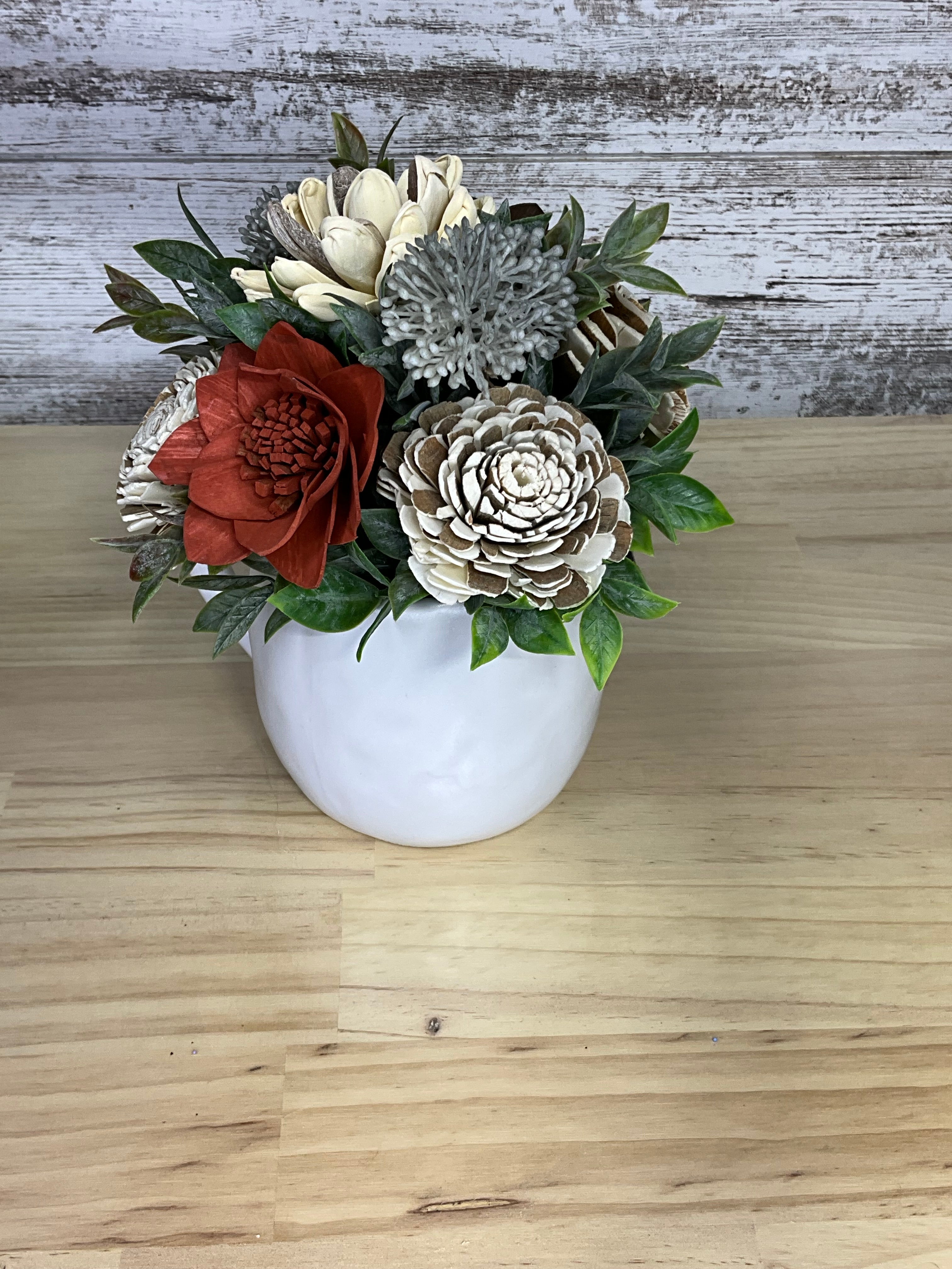 Dog Mug Sola Wood Flower Arrangement – Natural, Mocha & Terracotta