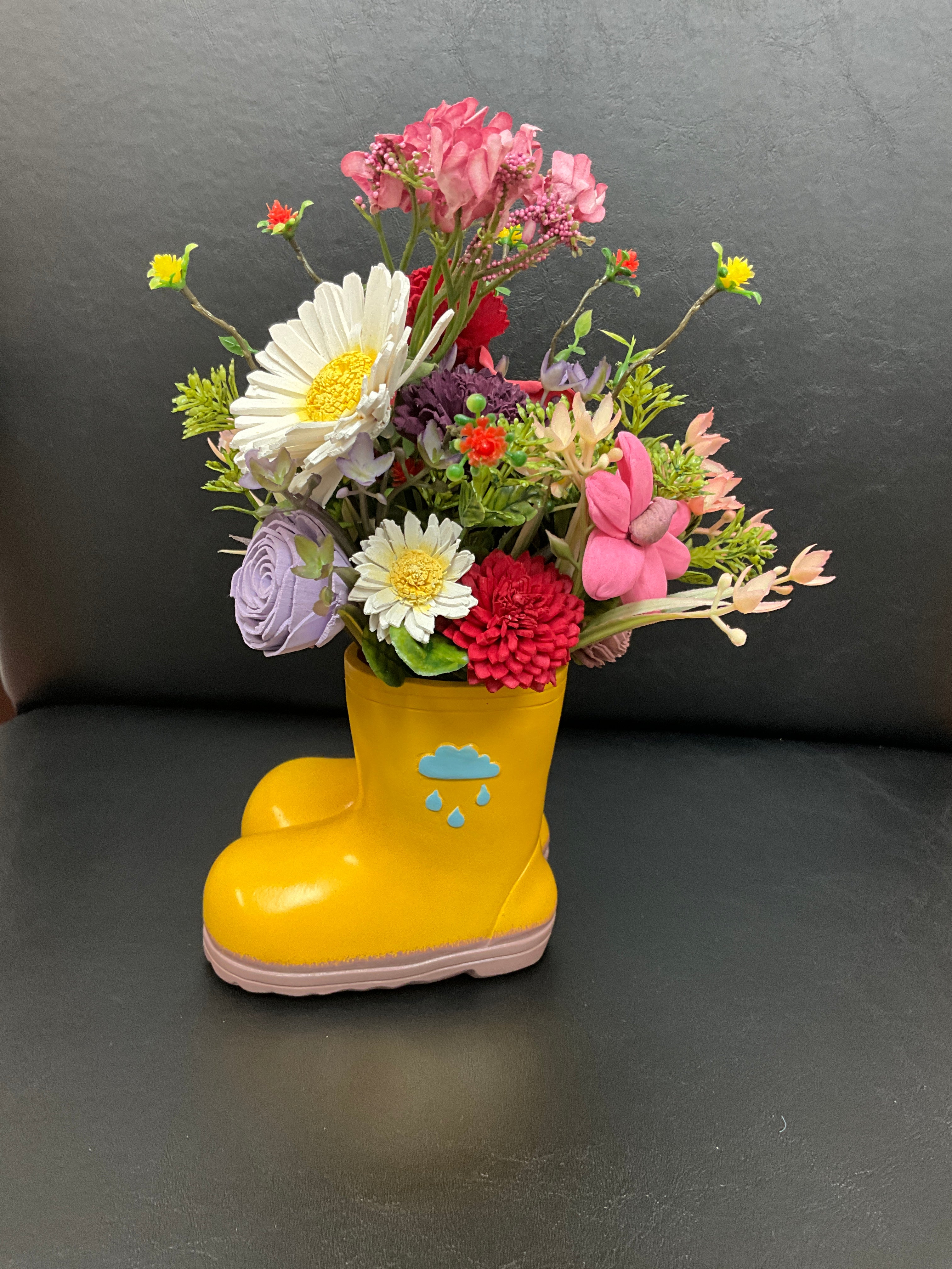 Sola Wood Flowers in Rain Boots
