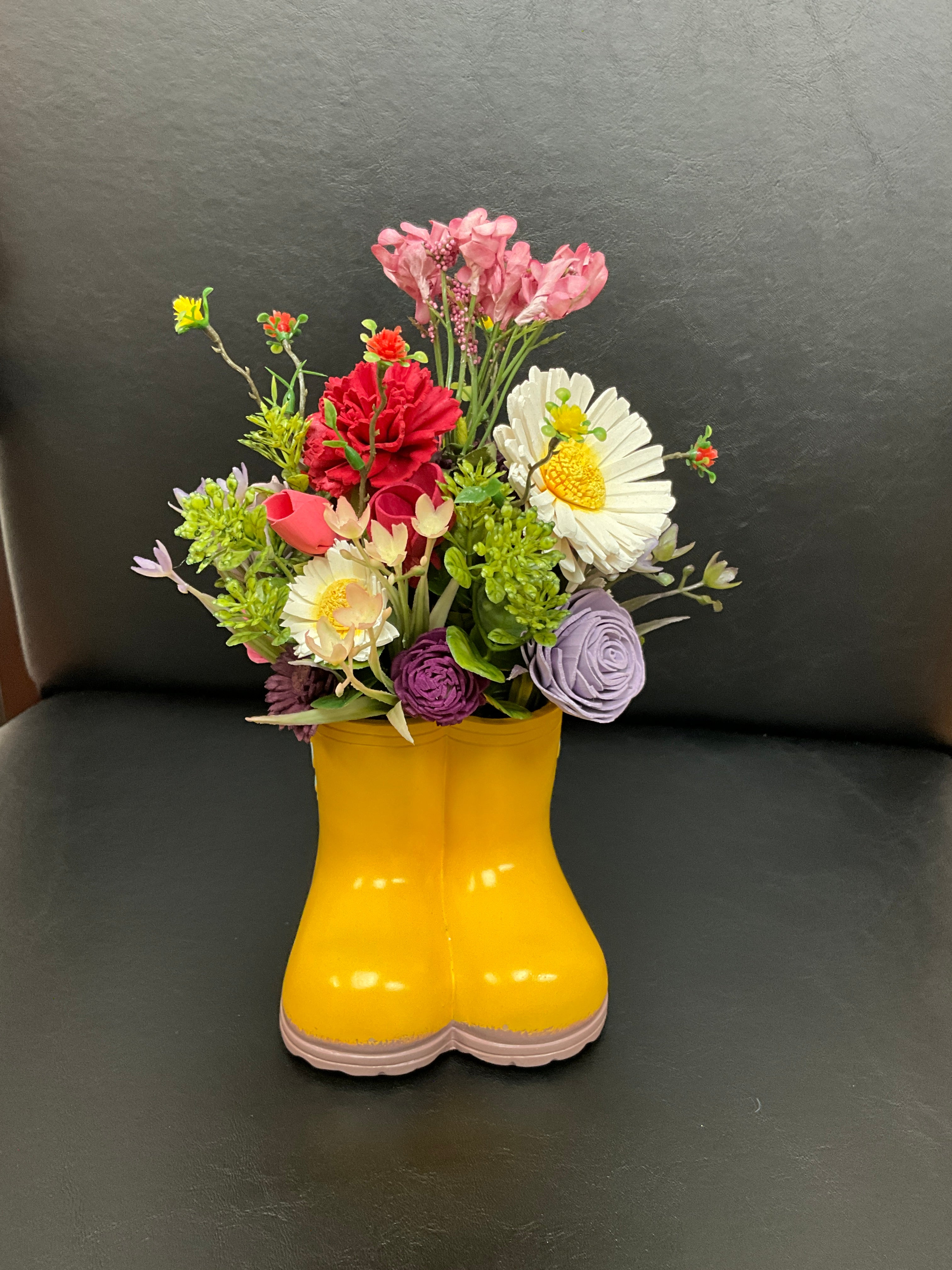 Sola Wood Flowers in Rain Boots